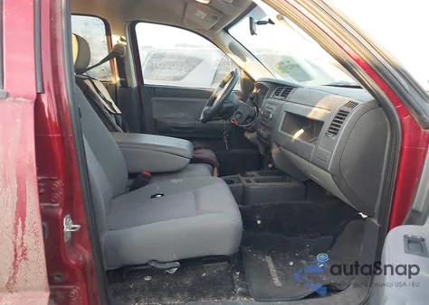 2010 Dodge Dakota Bighorn/Lonestar z USA, uszkodzony, nr VIN 1D7CE3GP7AS119095